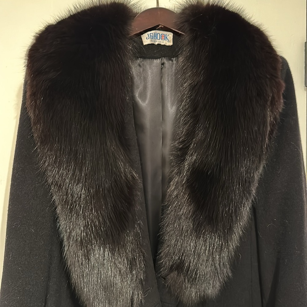 JG Hook Vintage Cashmere Blend Long Coat with Fur Collar.  Excellent condition